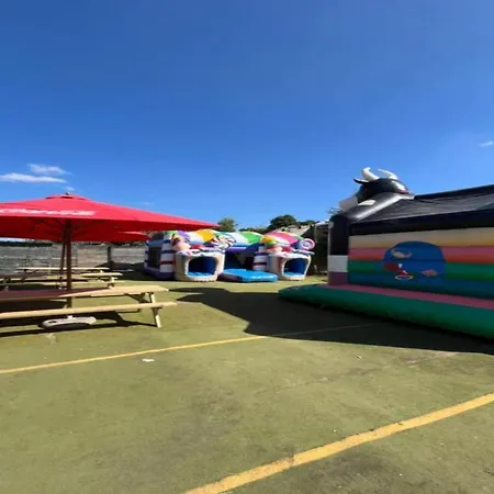 Family Tent In Val De *